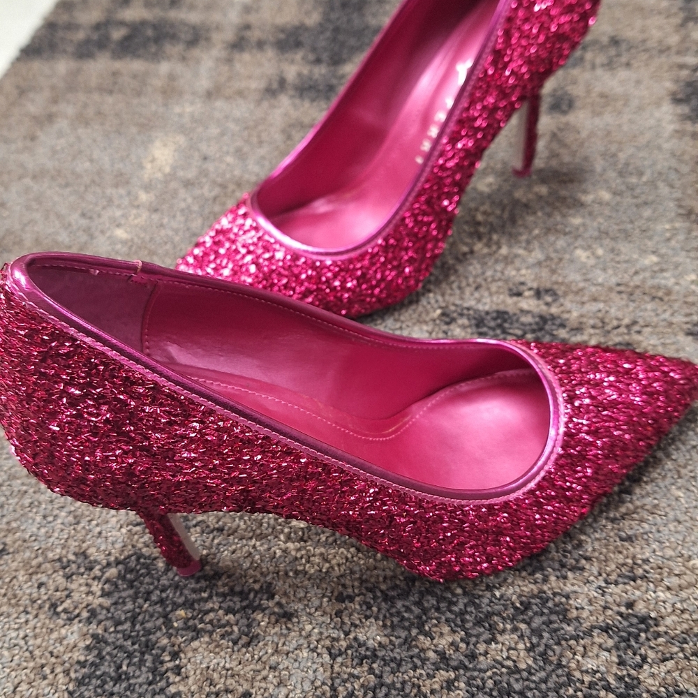 Katy Perry pink sparkly heels